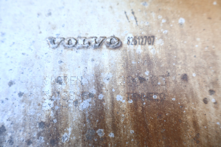 VOLVO V60 II 2.0 T6 RURA TŁUMIK WYDECH 82612707, 32138864