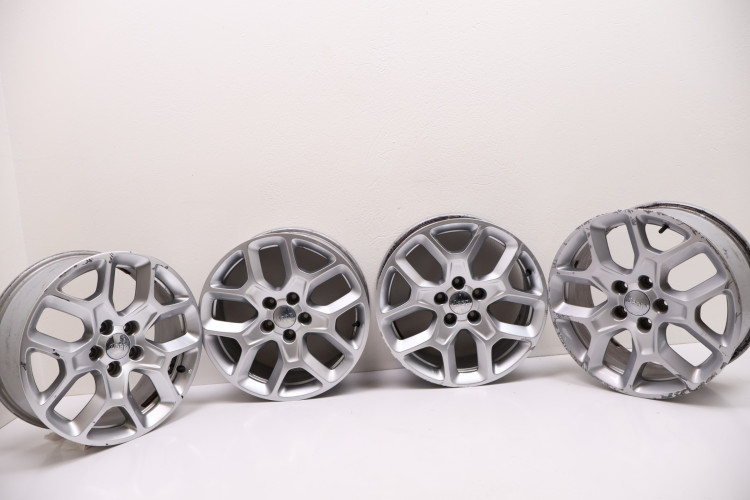 JEEP RENEGADE FELGI ALUMINIOWE 17X7.0 735577525
