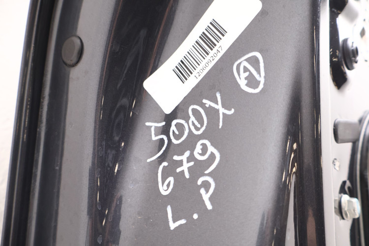 FIAT 500X DRZWI LEWE PRZÓD 679