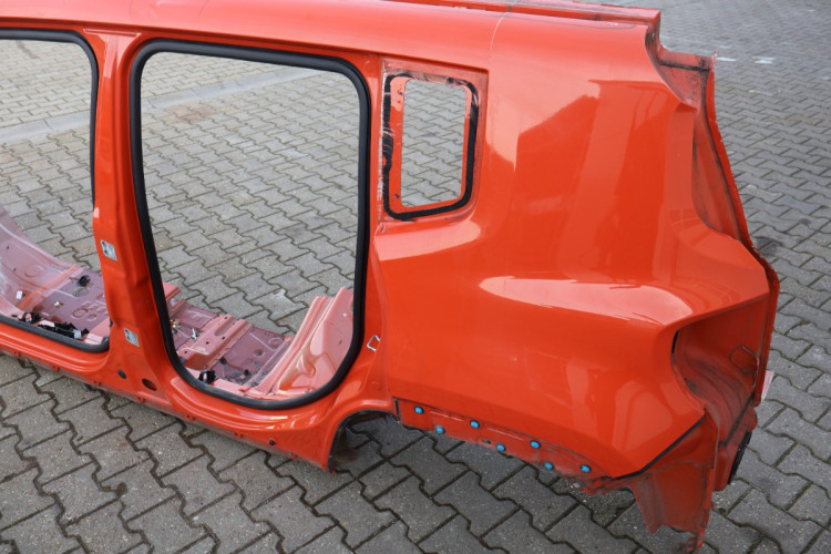 JEEP RENEGADE ĆWIARTKA BŁOTNIK LEWA TYŁ 562