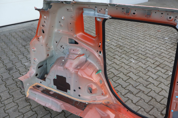 JEEP RENEGADE ĆWIARTKA BŁOTNIK LEWA TYŁ 562
