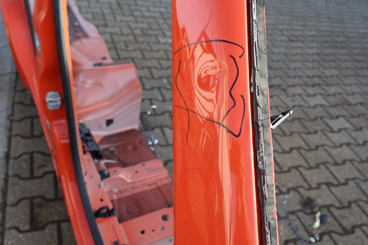 JEEP RENEGADE ĆWIARTKA PRAWA PRZÓD 562
