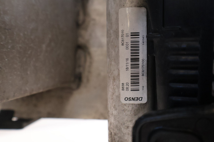 JEEP RENEGADE 1.4 MTA PAS PRZEDNI CHŁODNICE 52009102, 51965900