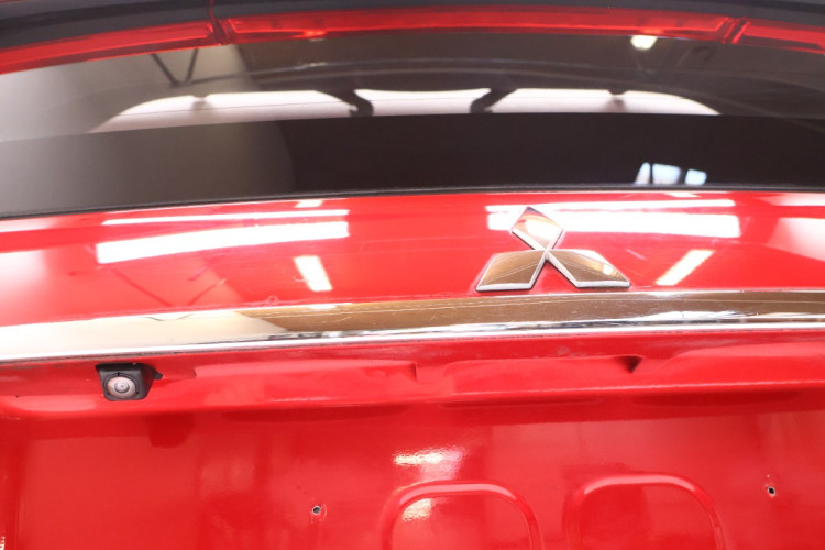 MITSUBISHI ECLIPSE CROSS KLAPA BAGAŻNIKA P62