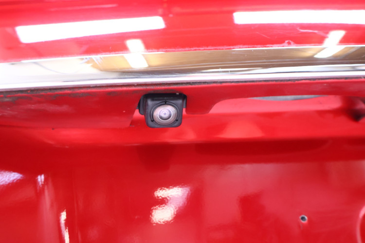 MITSUBISHI ECLIPSE CROSS KLAPA BAGAŻNIKA P62