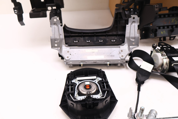MITSUBISHI ECLIPSE CROSS DESKA ROZDZIELCZA ZESTAW AIRBAG