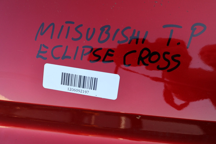 MITSUBISHI ECLIPSE CROSS ĆWIARTKA BŁOTNIK PRAWA TYŁ P62