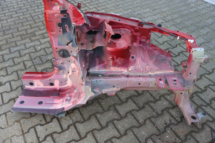 MITSUBISHI ECLIPSE CROSS ĆWIARTKA LEWA PRZÓD P62