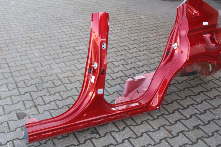 MITSUBISHI ECLIPSE CROSS ĆWIARTKA BŁOTNIK LEWA TYŁ P62