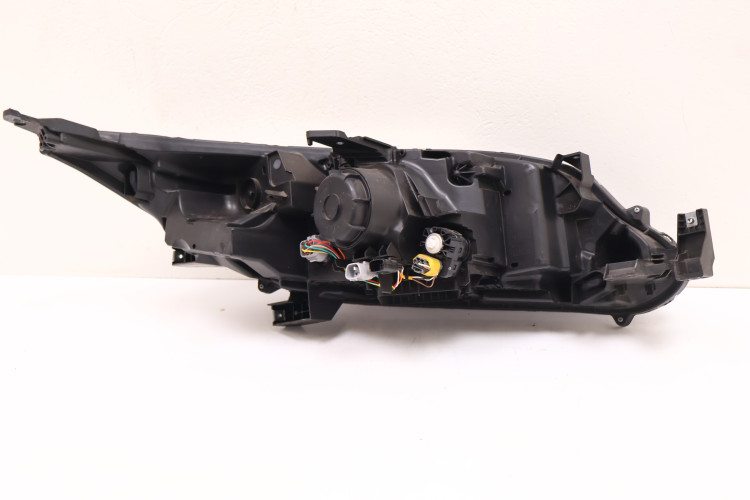 MITSUBISHI ECLIPSE CROSS LAMPA LEWA PRZÓD FULL LED