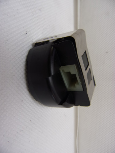 MASERATI GHIBLI 14- SENSOR CZUJNIK DESZCZU 670008302 68194576AB