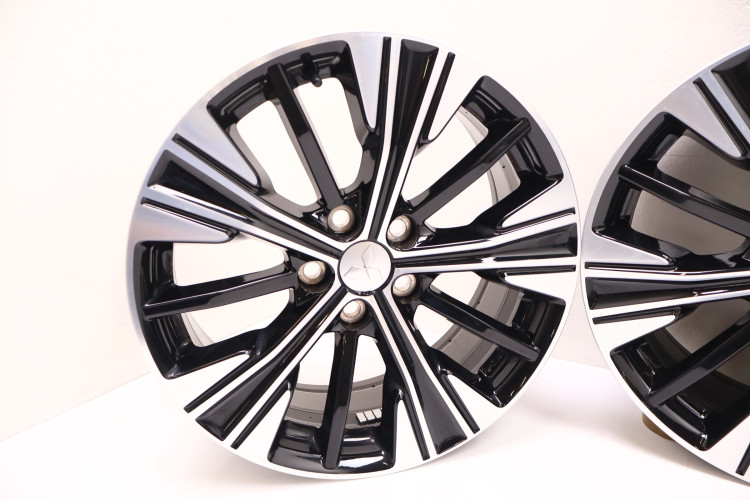MITSUBISHI ECLIPSE CROSS FELGI ALUMINIOWE 18X7.0