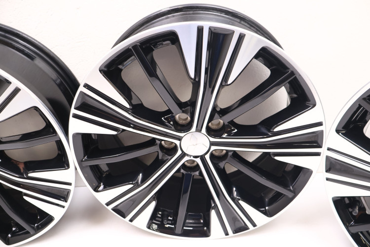MITSUBISHI ECLIPSE CROSS FELGI ALUMINIOWE 18X7.0