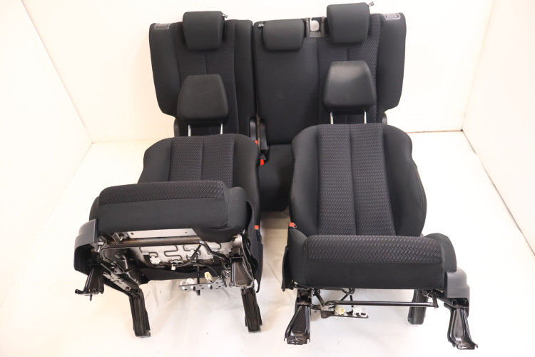MITSUBISHI ECLIPSE CROSS FOTEL FOTELE KANAPA