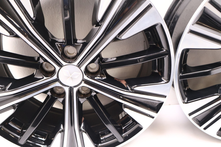MITSUBISHI ECLIPSE CROSS FELGI ALUMINIOWE 18X7.0