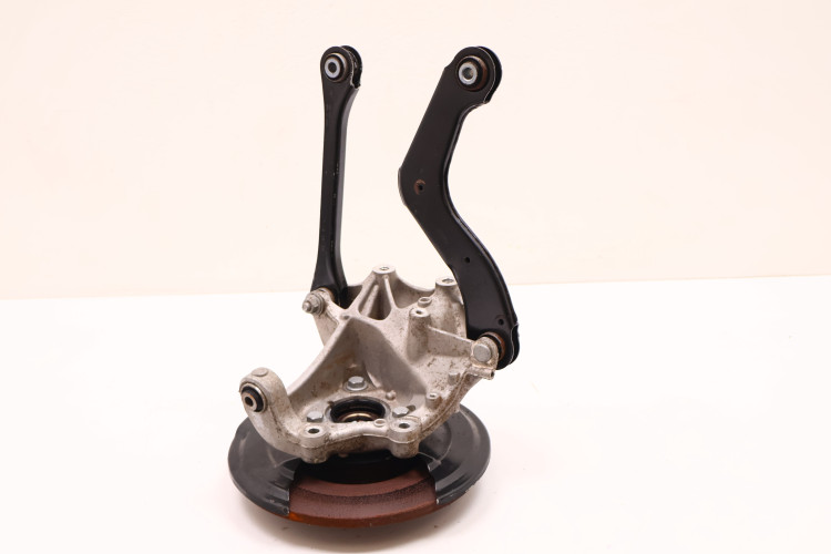 VOLVO XC40 ZAWIESZENIE PRAWE TYŁ 32221134, 32246247,