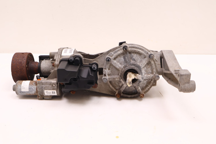 VOLVO XC40 2.0 D4 DYFER MOST TYŁ 31380867, P31367184