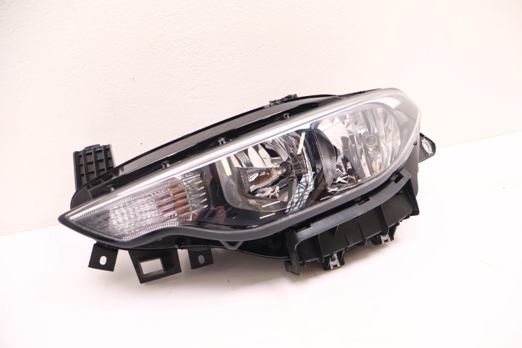 FIAT TIPO II LAMPA LEWA PRZÓD