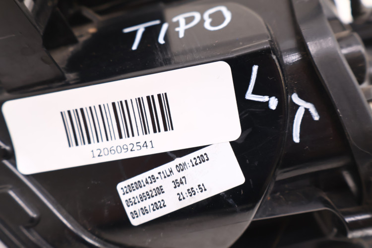 FIAT TIPO II LIFT LAMPA LEWA TYŁ 521859230E