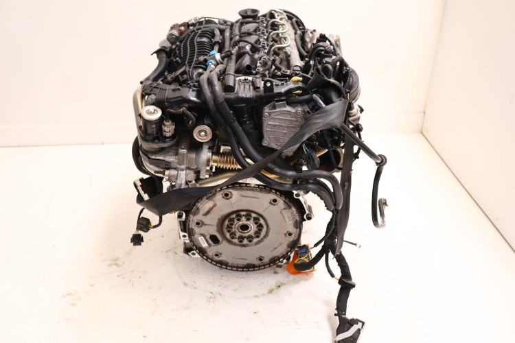 VOLVO XC40 2.0 D4 SILNIK D4204T12