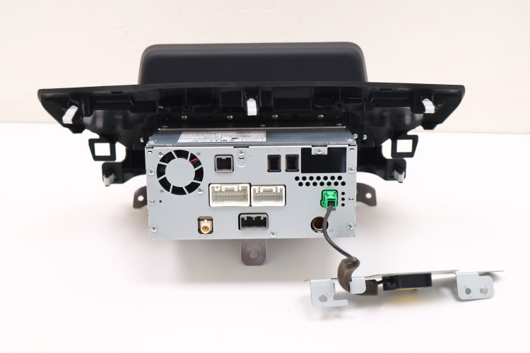 MITSUBISHI ECLIPSE CROSS RADIO EKRAN 8742A013XA