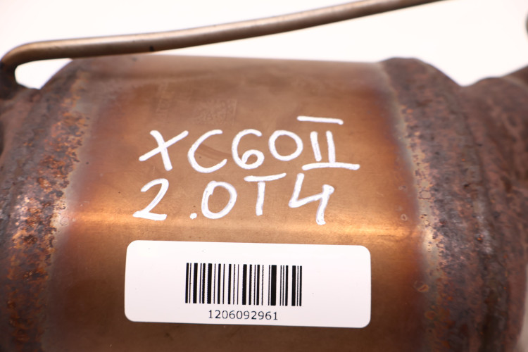 VOLVO XC60 II 2.0 T4 KATALIZATOR 32242442