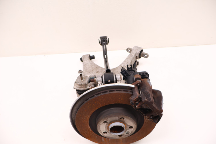 VOLVO XC60 II 2.0 T4 ZAWIESZENIE PRAWE TYŁ 32246511, 31688320