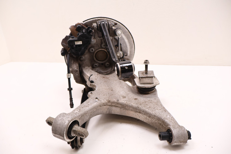 VOLVO XC60 II 2.0 T4 ZAWIESZENIE PRAWE TYŁ 32246511, 31688320