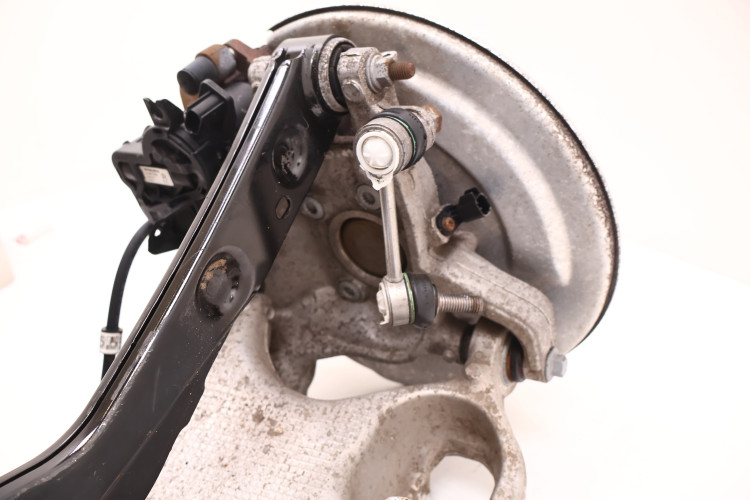 VOLVO XC60 II 2.0 T4 ZAWIESZENIE PRAWE TYŁ 32246511, 31688320
