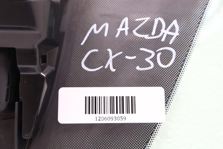 MAZDA CX-30 SZYBA CZOŁOWA
