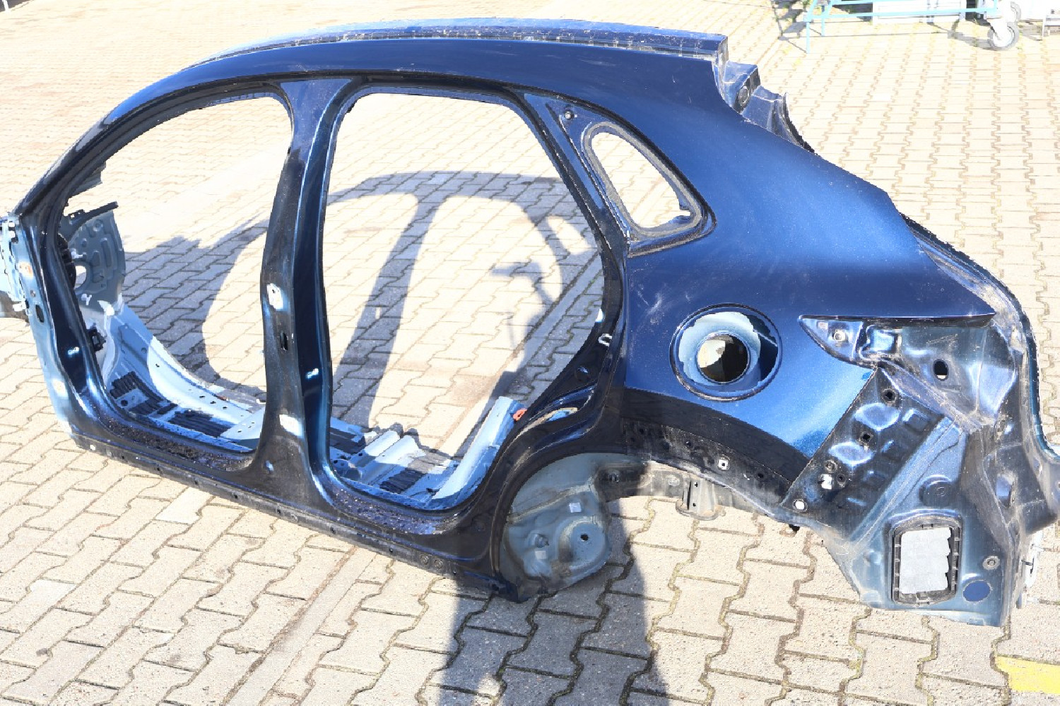 MAZDA CX-30 ĆWIARTKA BŁOTNIK LEWA TYŁ 42M