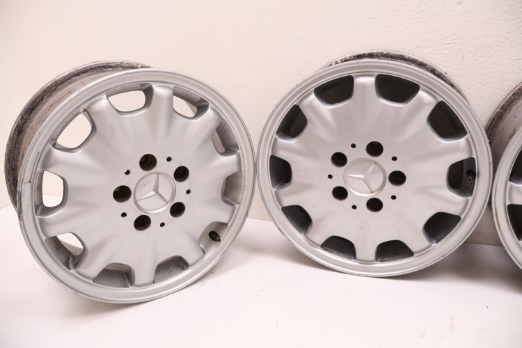 MERCEDES-BENZ W124 FELGI ALUMINIOWE 15X6.5 2104010802