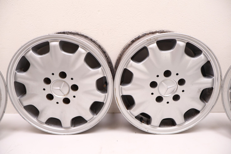 MERCEDES-BENZ W124 FELGI ALUMINIOWE 15X6.5 2104010802