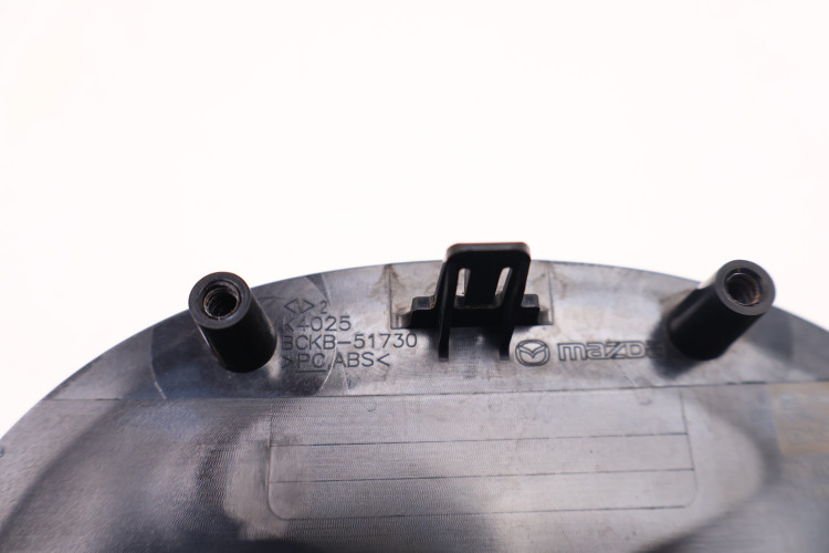MAZDA CX-30 ZNACZEK EMBLEMAT POD RADAR BCKB-51730