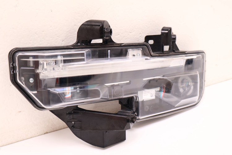 MAZDA CX-30 HALOGEN LED PRAWY DFR5-51060