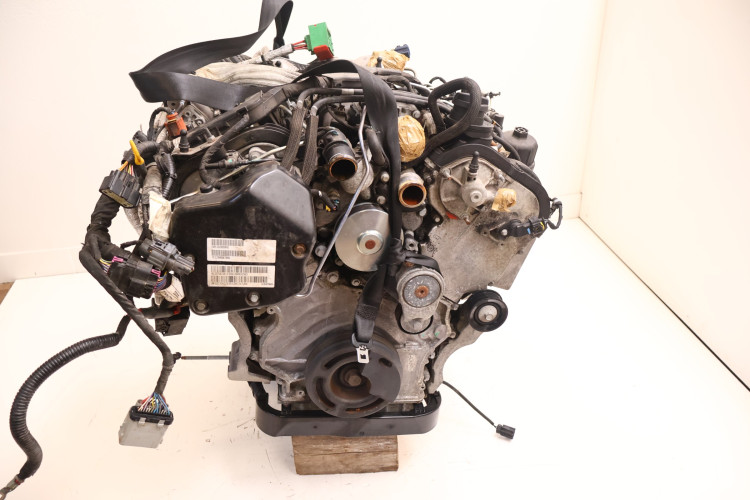 JEEP GRAND CHEROKEE WK2 3.0 CRD SILNIK VM63D P05162098AD