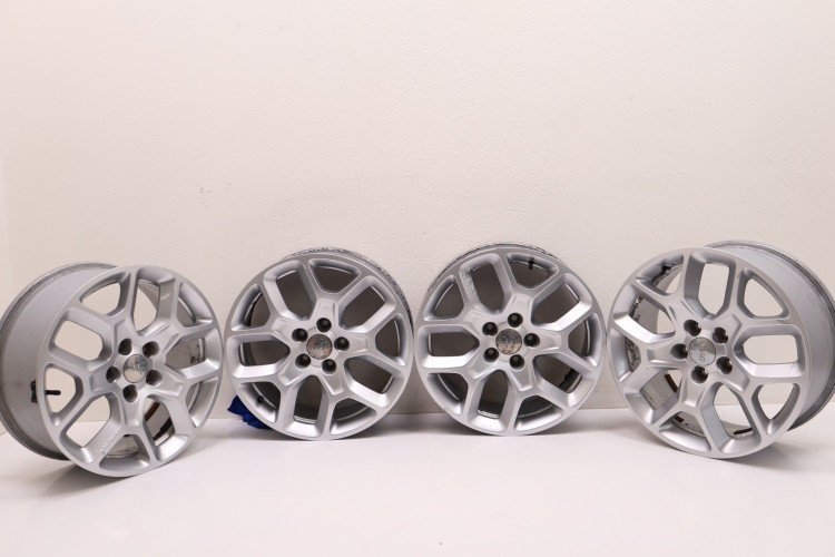 JEEP RENEGADE FELGI ALUMINIOWE 17X7.0 735577525