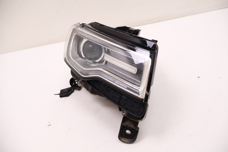JEEP GRAND CHEROKEE WK2 LAMPA PRAWA PRZÓD 68144704AG