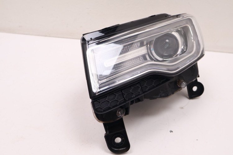 JEEP GRAND CHEROKEE WK2 LAMPA LEWA PRZÓD 68144705AG
