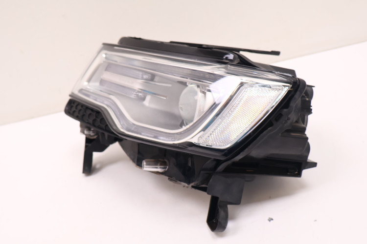 JEEP GRAND CHEROKEE WK2 LAMPA LEWA PRZÓD 68144705AG