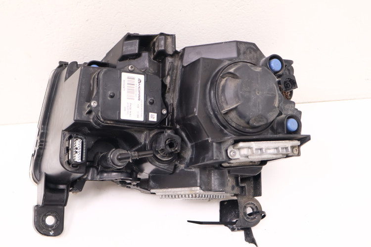 JEEP GRAND CHEROKEE WK2 LAMPA PRAWA PRZÓD 68144704AG