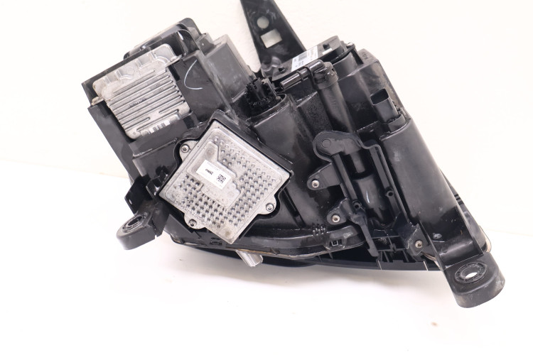 JEEP GRAND CHEROKEE WK2 LAMPA LEWA PRZÓD 68144705AG