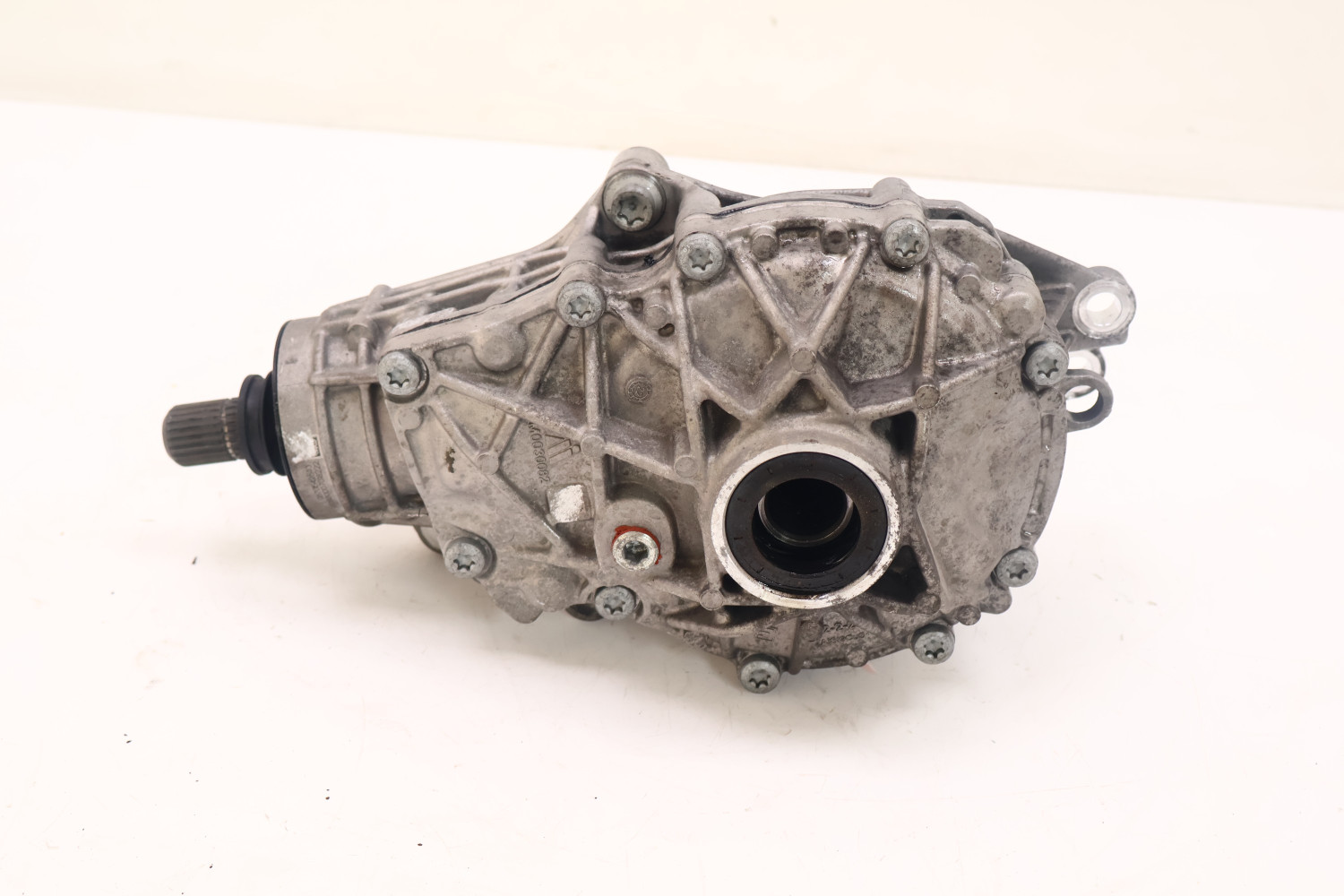MASERATI GRECALE  2.0 MHEV DYFER MOST PRZÓD 6701542640