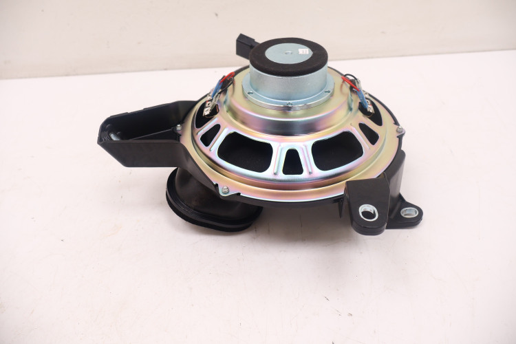 MASERATI GRECALE GŁOŚNIK SUBWOOFER 670157537