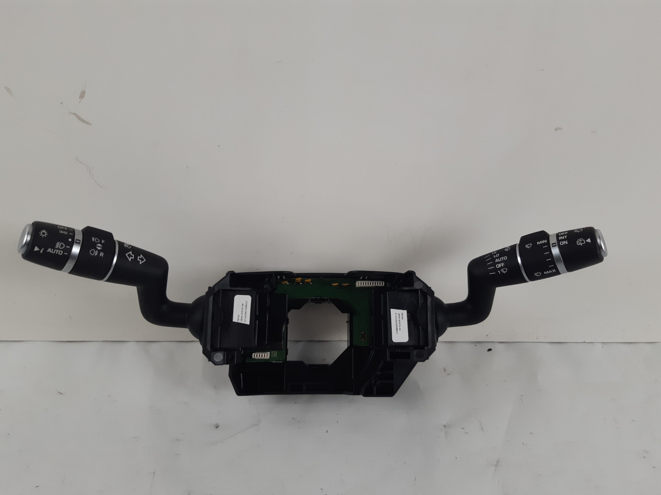RANGE ROVER VELAR L560 2.0 D PRZEŁĄCZNIK ZESPOLONY J8A2-13N064-BB