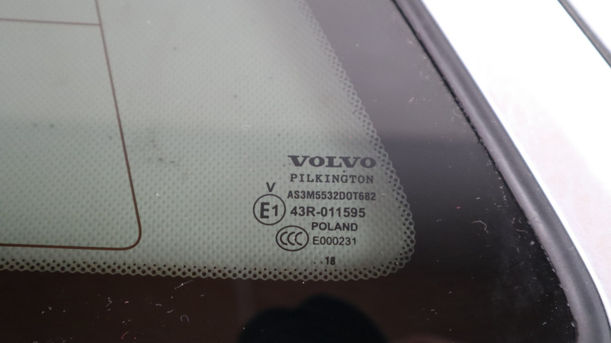 VOLVO XC60 II SZYBA KAROSERYJNA LEWA TYŁ