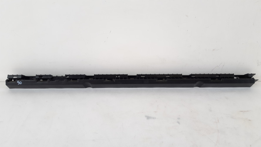 VOLVO XC90 II ŚLIZG MOCOWANIE LISTWY PROGOWEJ PRAWE 32216526