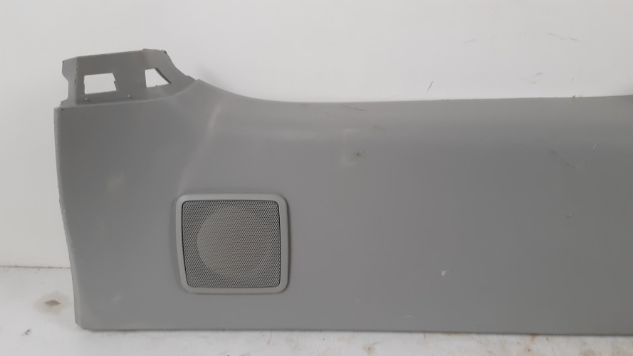 TOYOTA LAND CRUISER 200 OSŁONA KLAPY BAGAŻNIKA 67935-60080