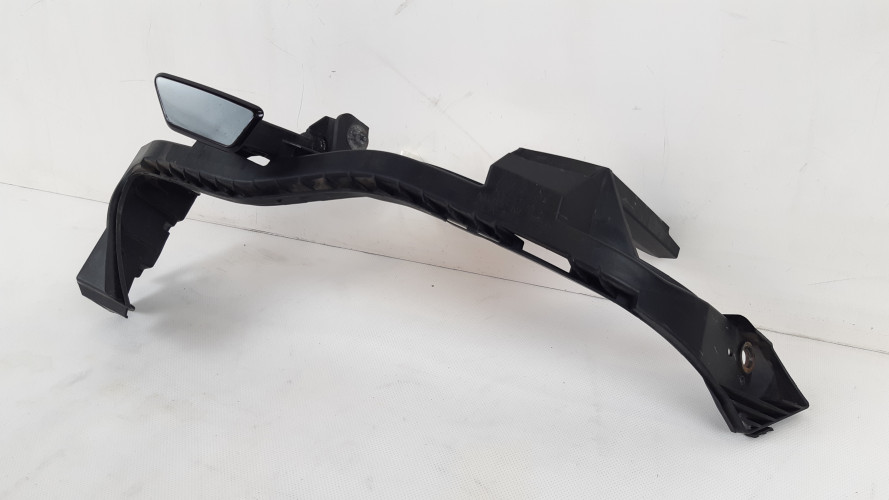 SUBARU XV I 11- ŚLIZG LAMPY SPRYSKIWACZ PRAWY PRZÓD