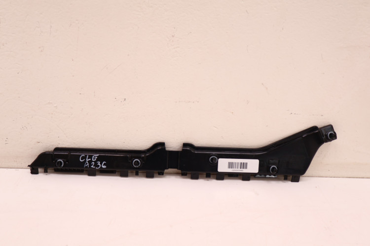 MERCEDES-BENZ CLE A236 ŚLIZG LISTWY PROGOWEJ PRAWY A2366980600